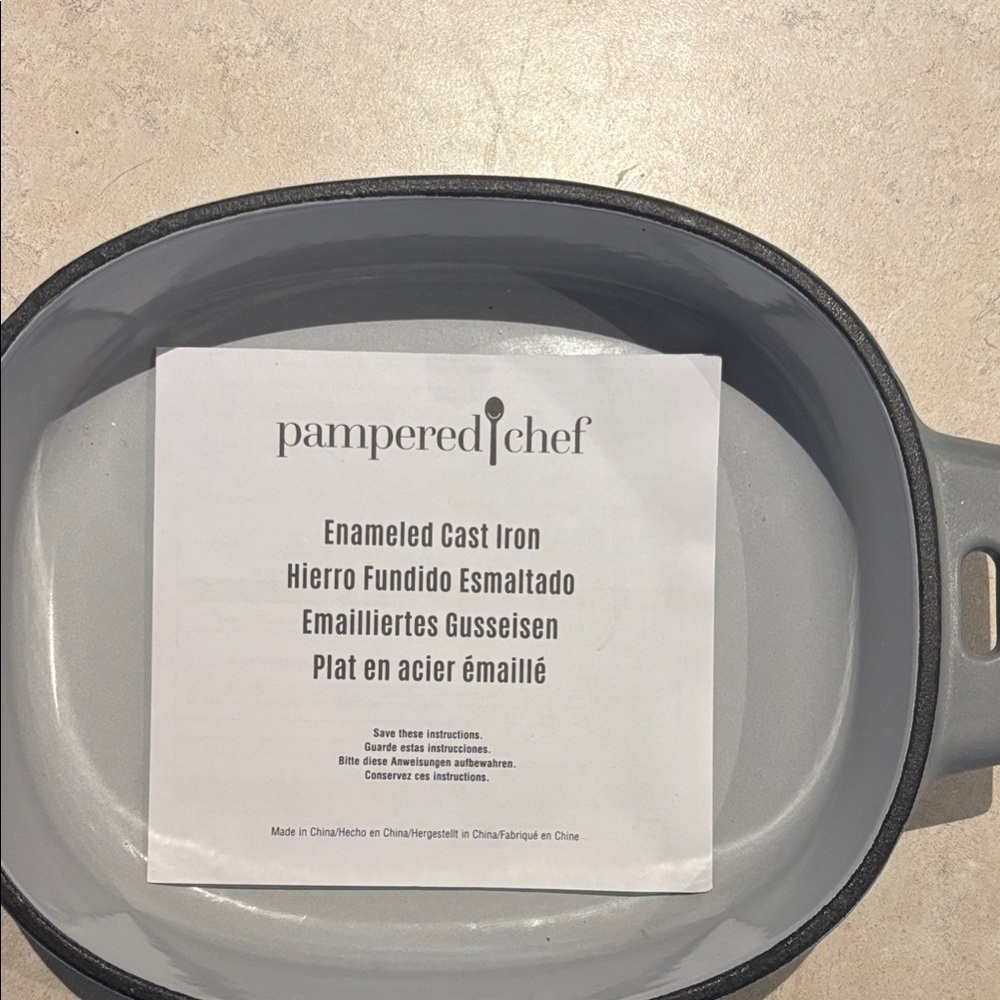 Pampered Chef Gray Enameled Cast Iron Baker